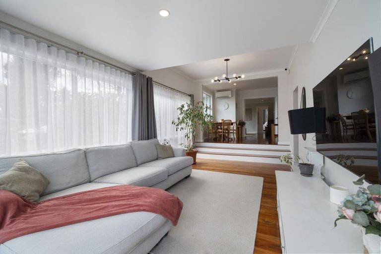 Photo of property in 42 Park Road, West End, Palmerston North, 4412