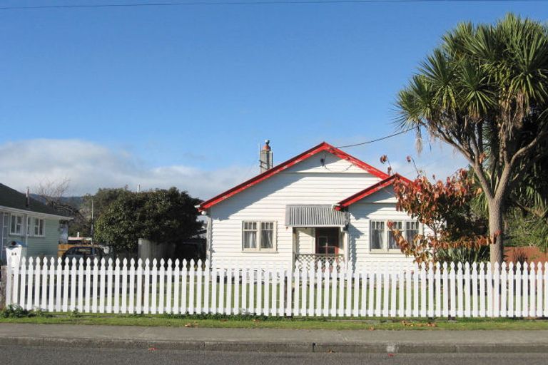 Photo of property in 24 Dunstan Street, Otaki, 5512