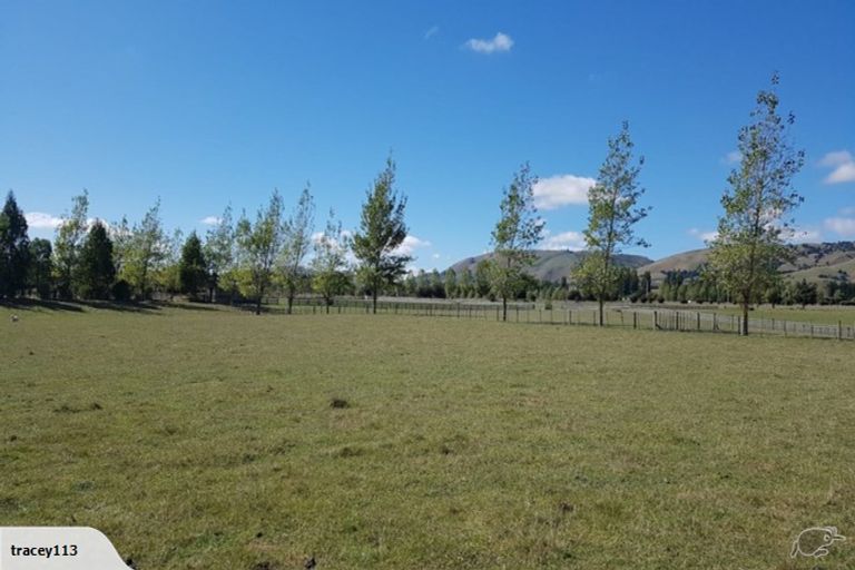 Photo of property in 34 Admiral Road, Gladstone, Masterton, 5883