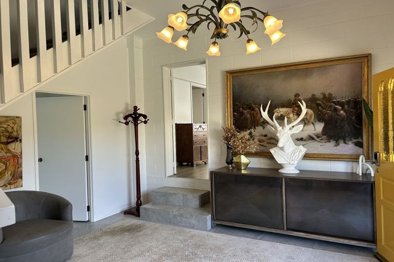 Photo of property in 72 Lynwood Road, New Lynn, Auckland, 0600