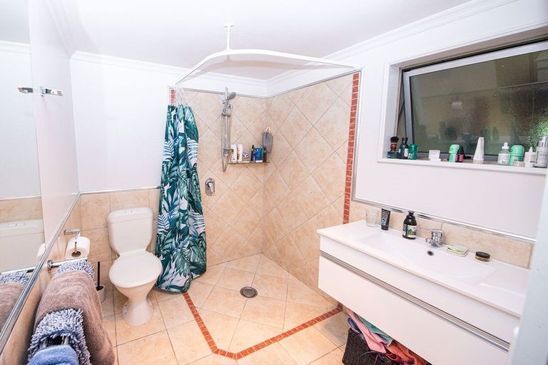 Photo of property in 14 Anderson Road, Wanaka, 9305