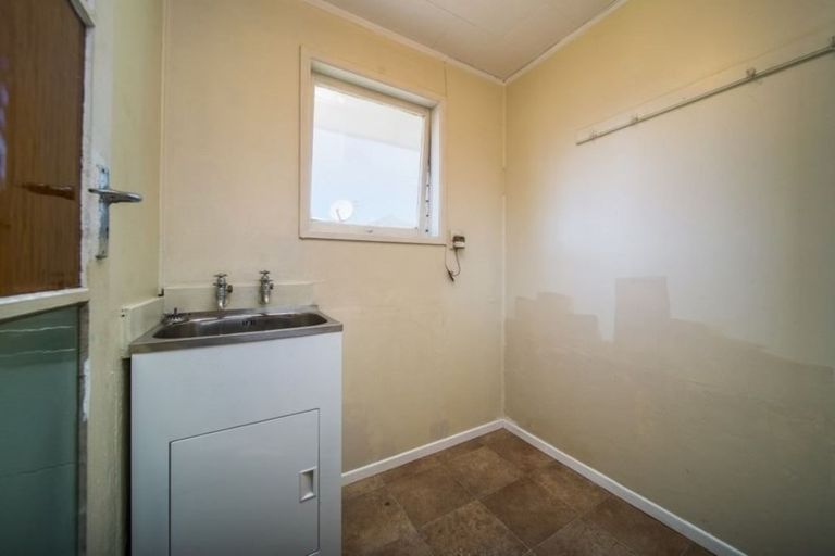 Photo of property in 10 Ben Lora Place, Mangere East, Auckland, 2024