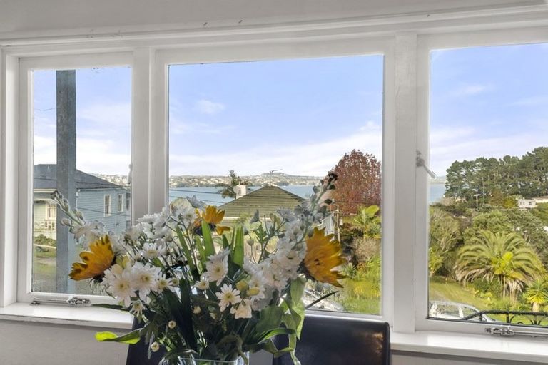 Photo of property in 81 Palmerston Road, Birkenhead, Auckland, 0626