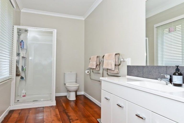 Photo of property in 4 Young Street, Claudelands, Hamilton, 3214