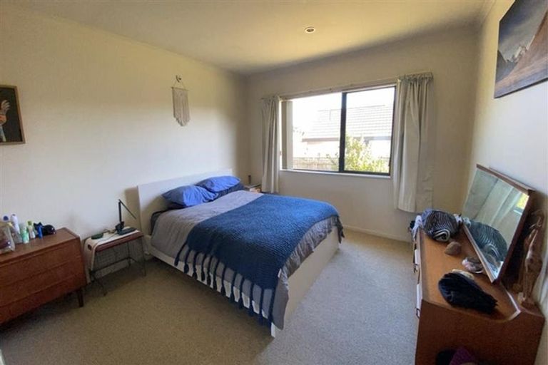 Photo of property in 30 Harry Shaw Way, Raumati South, Paraparaumu, 5032