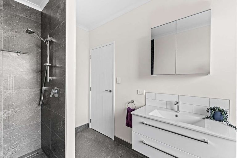 Photo of property in 48 Papawhero Drive, Bell Block, New Plymouth, 4312