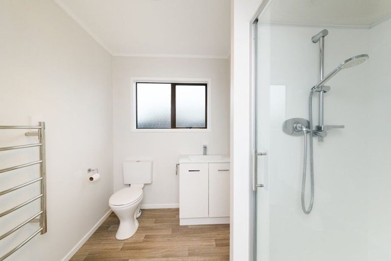 Photo of property in 27 Mcleavey Drive, Kelvin Grove, Palmerston North, 4414