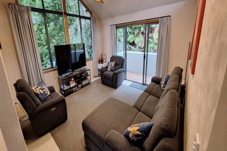 Photo of property in 2/874 Acacia Bay Road, Acacia Bay, Taupo, 3330