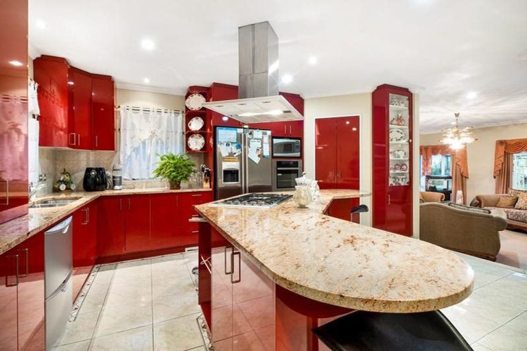 Photo of property in 2a Wattle Street, New Lynn, Auckland, 0600