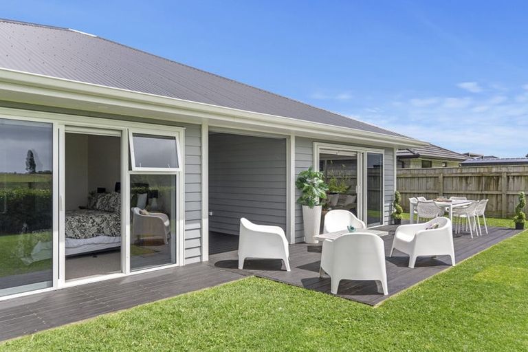 Photo of property in 31 Aratapu Street, Waitara, 4320