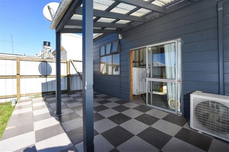 Photo of property in 55 Wesley Street, South Dunedin, Dunedin, 9012