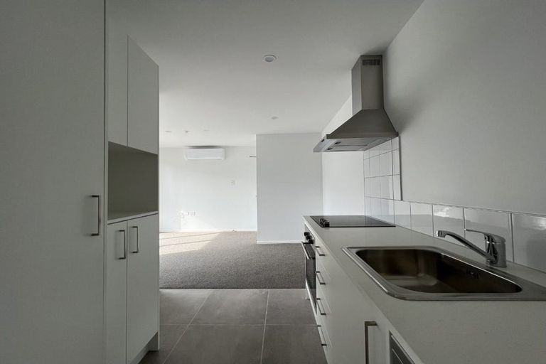 Photo of property in 206/28c Eileen Newey Place, Henderson, Auckland, 0612