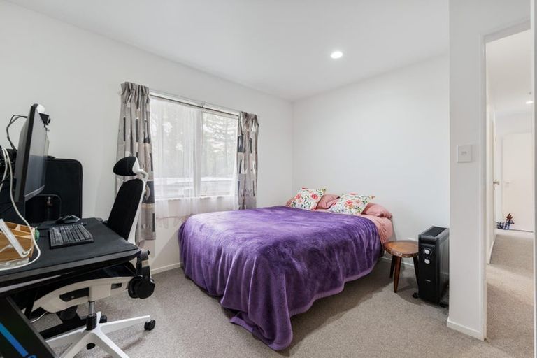 Photo of property in 3/30 Daytona Road, Henderson, Auckland, 0610