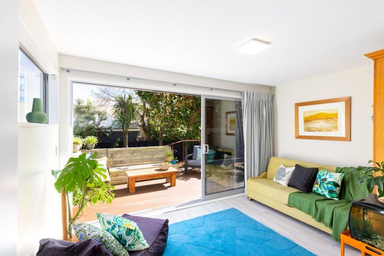 Photo of property in 399a Estuary Road, South New Brighton, Christchurch, 8062