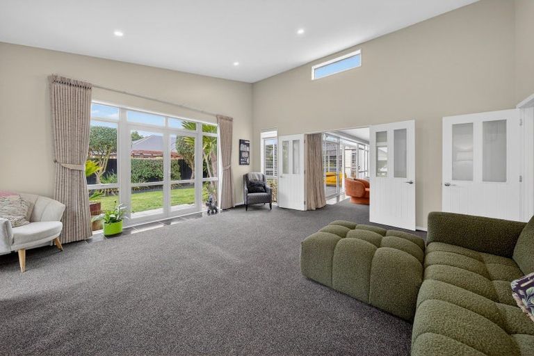 Photo of property in 66 Lamorna Road, Parklands, Christchurch, 8083