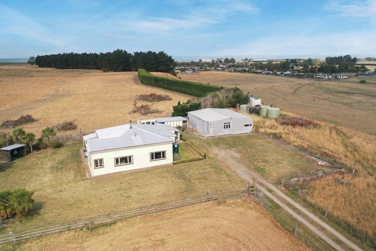 Photo of property in 879 Timaru-pareora Highway, Pareora, 7971