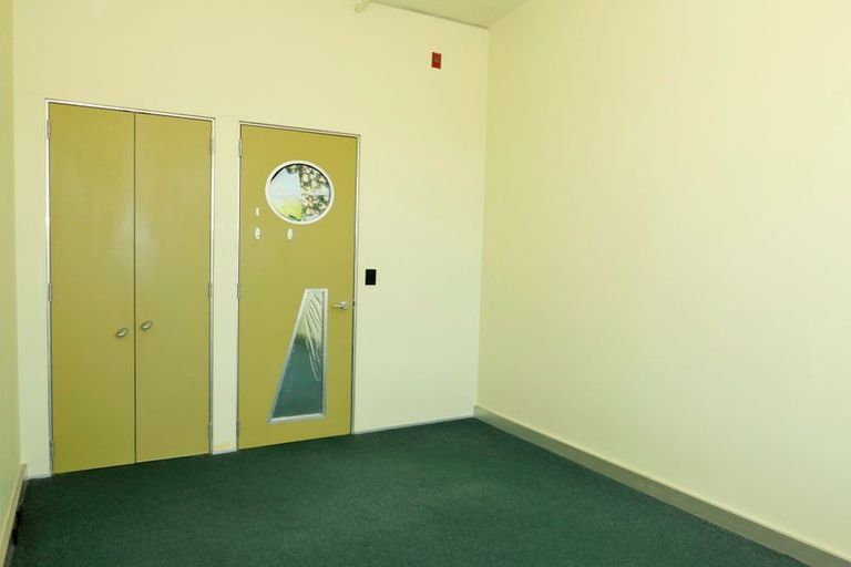 Photo of property in Qba Apartments, 4r/51 Webb Street, Mount Cook, Wellington, 6011
