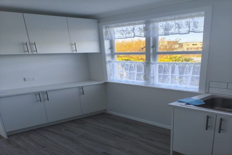Photo of property in 8 Ohariu Road, Johnsonville, Wellington, 6037