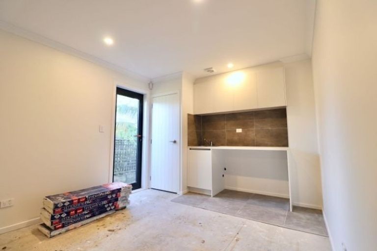 Photo of property in 210b Forrest Hill Road, Forrest Hill, Auckland, 0620