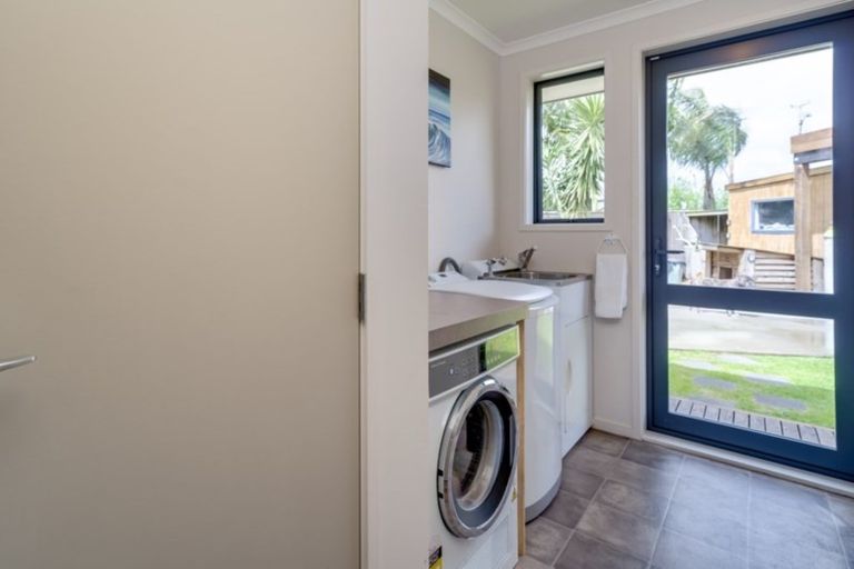 Photo of property in 20 Wakatere Place, Thames, 3500