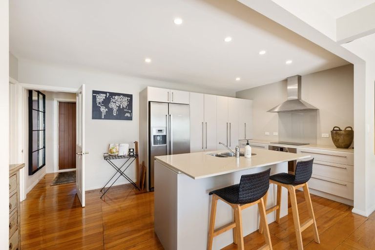 Photo of property in 118 Hamilton Avenue, Ilam, Christchurch, 8041