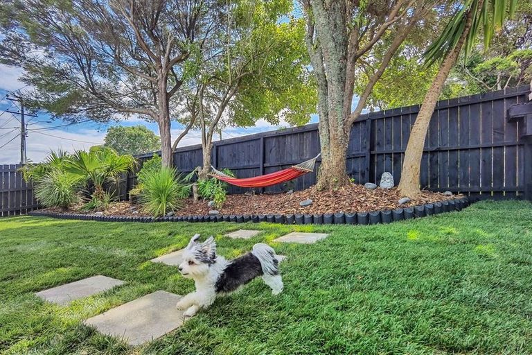 Photo of property in 1/46 Roberts Road, Glenfield, Auckland, 0629