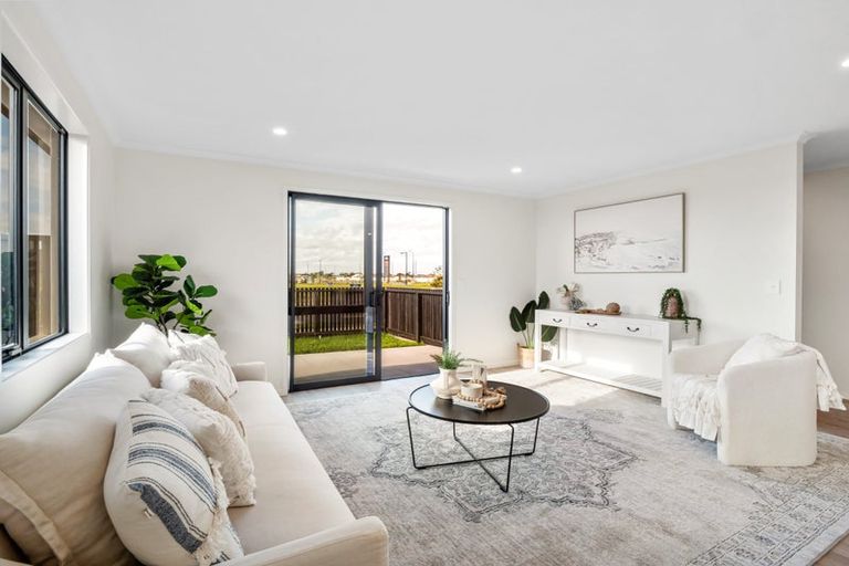 Photo of property in 219 Adler Drive, Ohauiti, Tauranga, 3112