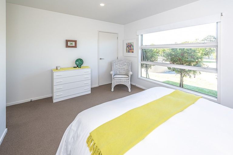 Photo of property in 16 Egmont Street, Patea, 4520