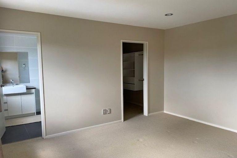 Photo of property in 5 Kerrykeel Drive, Flat Bush, Auckland, 2019