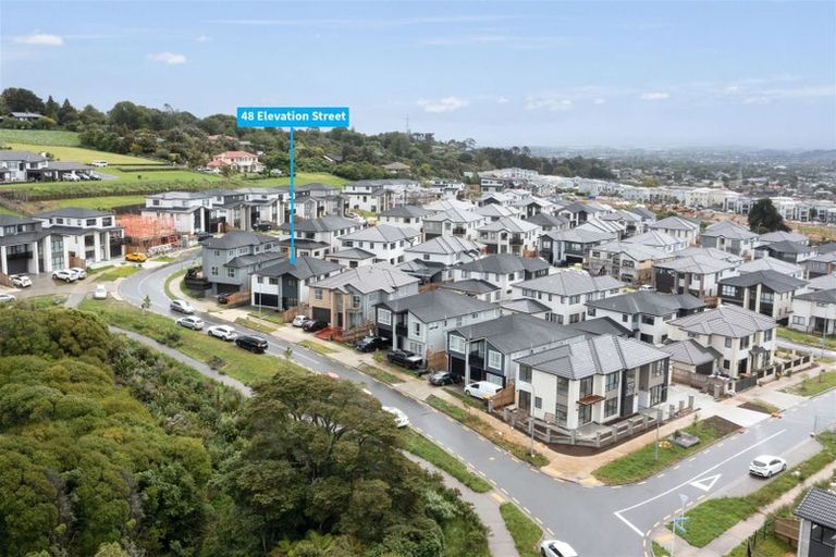 Photo of property in 48 Elevation Street, Flat Bush, Auckland, 2019