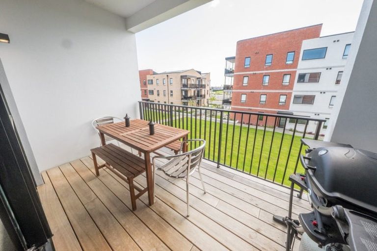 Photo of property in 117/81 Mapou Road, Hobsonville, Auckland, 0616