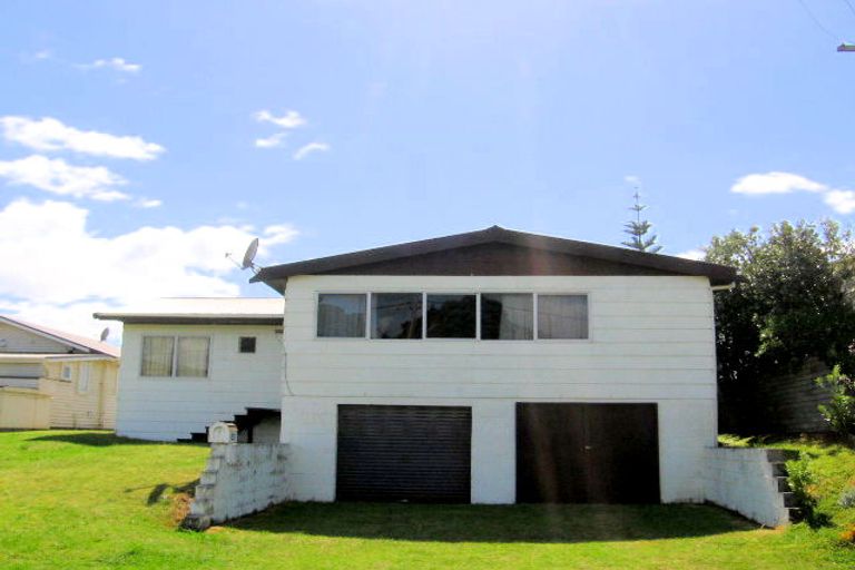 Photo of property in 83 Shaw Road, Waihi Beach, 3611