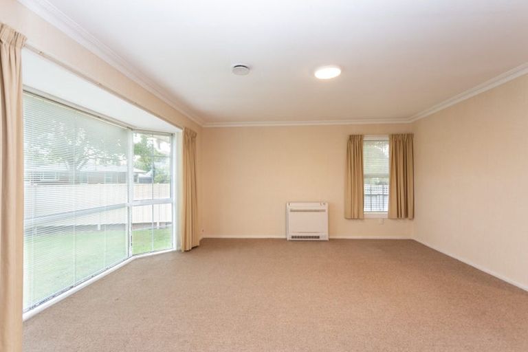 Photo of property in 1 Pulford Place, Ilam, Christchurch, 8041