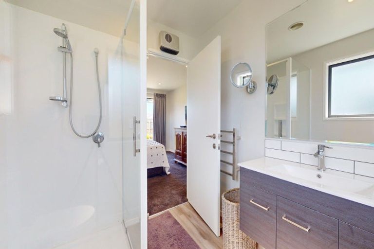 Photo of property in 10 Longwood Court, Levin, 5510