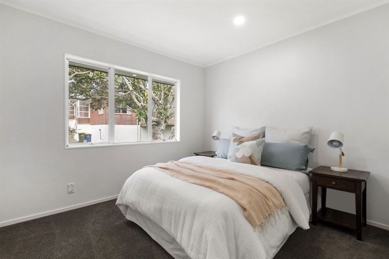 Photo of property in 3/24 Corunna Road, Milford, Auckland, 0620