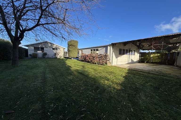 Photo of property in 62 Warren Crescent, Hillmorton, Christchurch, 8025