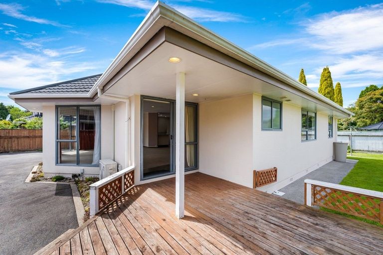 Photo of property in 10 Comeskey Grove, Elderslea, Upper Hutt, 5018