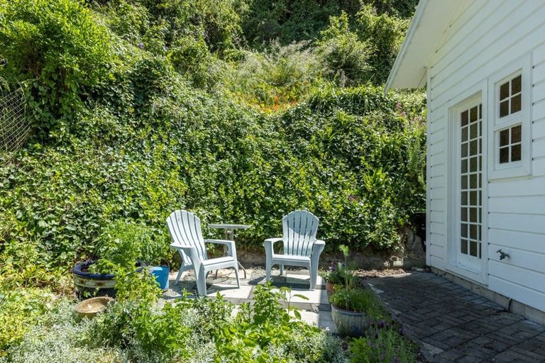 Photo of property in 124a Shakespeare Road, Bluff Hill, Napier, 4110