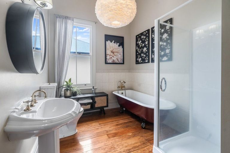Photo of property in 11 Calliope Road, Devonport, Auckland, 0624