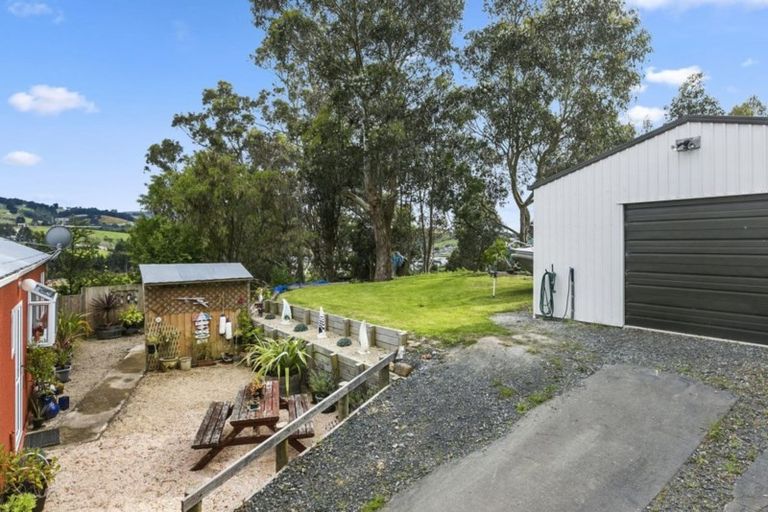 Photo of property in 18 Owen Street, Green Island, Dunedin, 9018