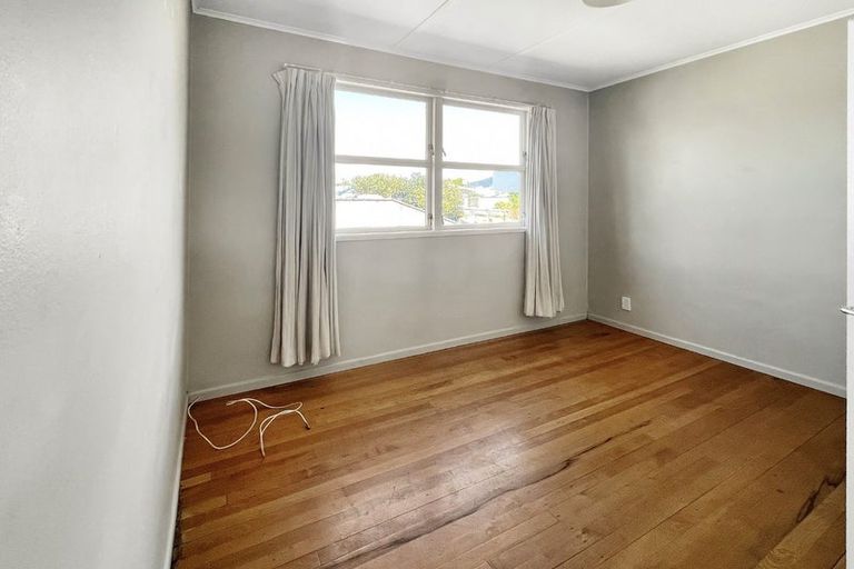 Photo of property in 8 Poihaere Street, Turangi, 3334