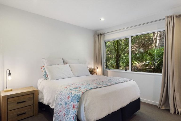 Photo of property in 2c Zion Road, Birkenhead, Auckland, 0626