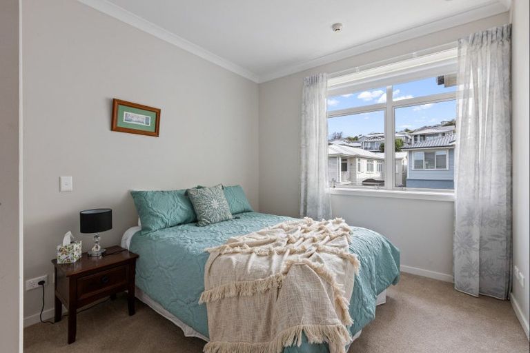 Photo of property in 48 Rewa Rewa Lane, Orewa, 0931