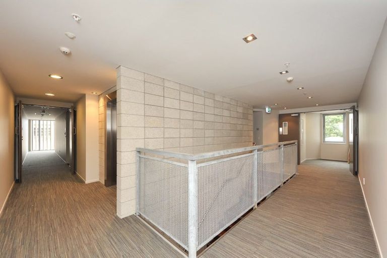 Photo of property in Masina Apartments, 309/80 Riddiford Street, Newtown, Wellington, 6021