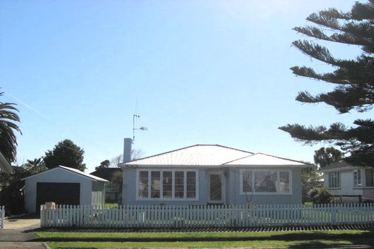 Photo of property in 33 Middlesex Street, Levin, 5510
