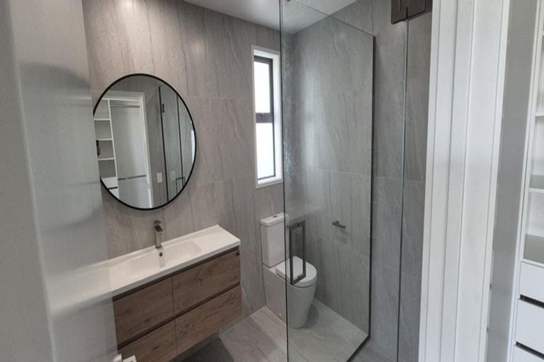 Photo of property in 26 Taurangawaka Road, One Tree Point, 0118