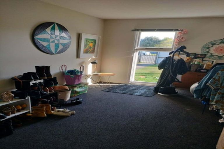 Photo of property in 108 East Belt, Lincoln, 7608