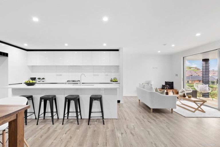 Photo of property in 77 Valley Road, Pukekohe, 2120