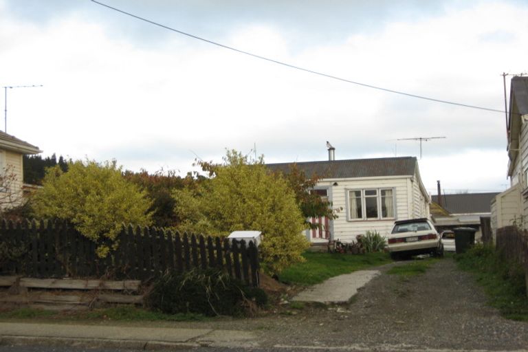 Photo of property in 10 Market Street, Kaitangata, 9210