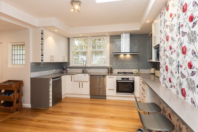 Photo of property in 44 Alpha Avenue, Strowan, Christchurch, 8052